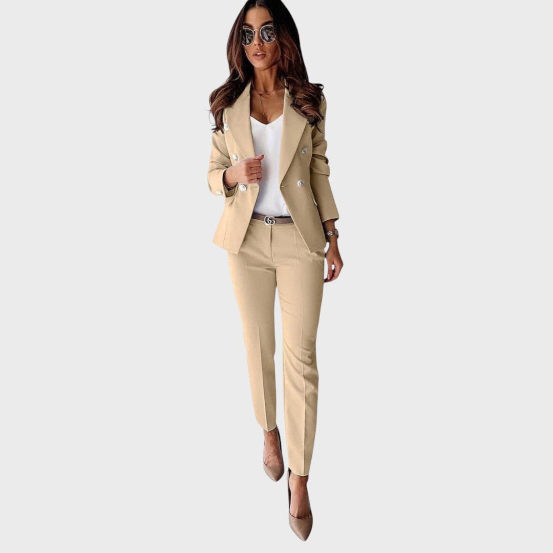 Božena - Double-Breasted Suit with Tailored Cut