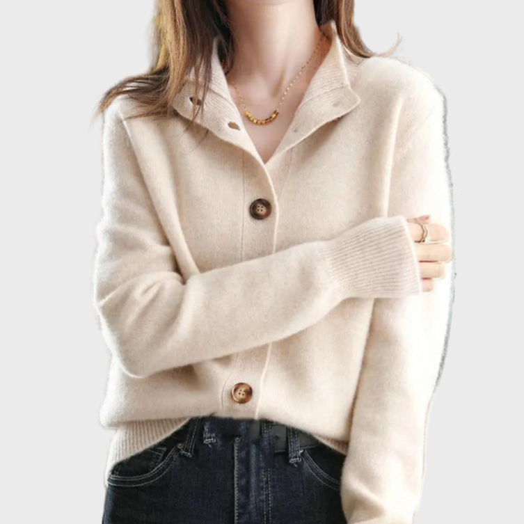 Elegant and Comfortable Knitted Gilet